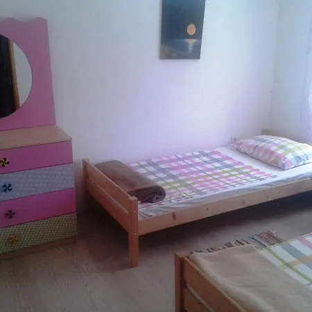 With A Parking Space Gornji Karin, Novigrad - 16610 Apartman Gornji Karin
